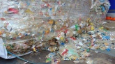Zagraniczne odpady zalewają Polskę. KAS: udaremniliśmy przerzut 25 ton śmieci